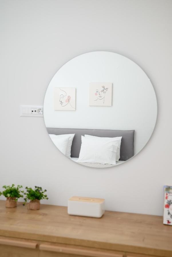 The H Experience - Eclectic Spacious Apartment Near Venetian Castle - 2 伊拉克利翁 外观 照片